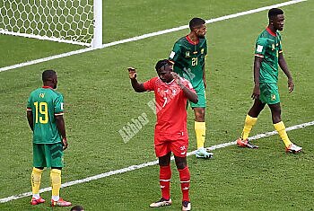 سويسرا تهزم الكاميرون بهدف في بداية مشوارها بكأس العالم وإيمبولو يرفض الاحتفال 