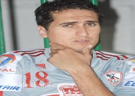 حسين حمدي يعتذر للجهاز الفني ويقرر البقاء في صفوف الفريق