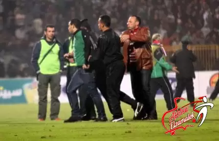 جماهير المصري تلقن جوزيه ولاعبيه "علقة ساخنة" عقب نهاية المباراة