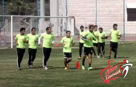 اخبار الزمالك - خاص: الزمالك يبدأ تدريباته الخططية .. والمعلم يركز  بالضغط علي الخصم 