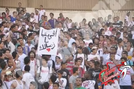 اخبار الزمالك - شاهد بالصور الحصرية .. الوايت نايتس تشعل تدريبات الفريق بالشماريخ و"أفريقيا يا زمالك"