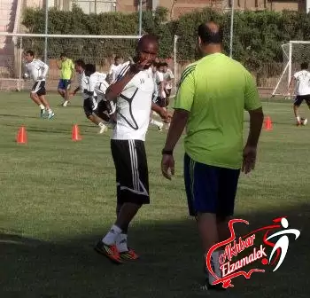 اخبار الزمالك - شاهد بالفيديو .. شحاتة يكشف تفاصيل "خناقة" شيكابالا في تدريبات الزمالك!!