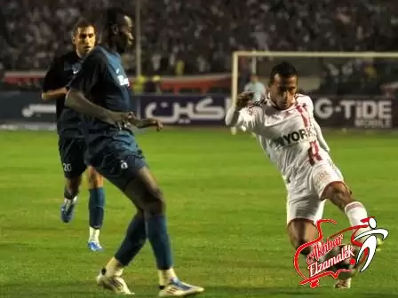 اخبار الزمالك - شاهد بالفيديو الحصري .. تهافت الجماهير على نجوم الزمالك وعبد الشافي يخطف الاضواء مع الاطفال 