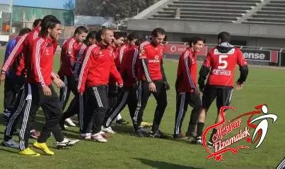 اخبار الزمالك - خاص : العرضيات سلاح فييرا لتخطى مازيمبى .. وتدريبات شاقة للحراس