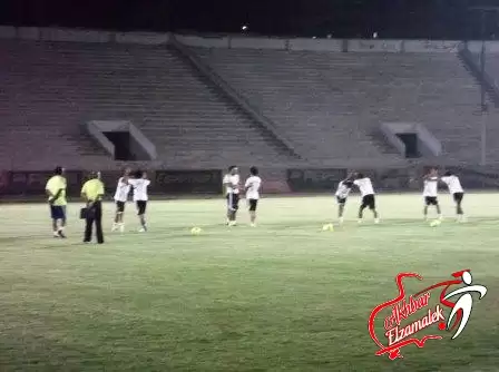 اخبار الزمالك - خاص :  فييرا يقود تدريبات الزمالك بـ (أ , ب) كورة .. ومجدي يخطف الانظار بفقرة التسديد على المرمى 