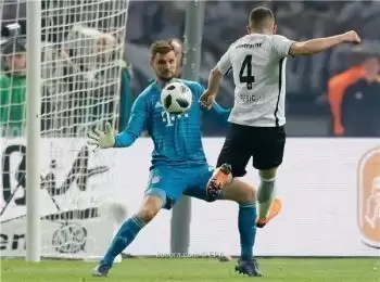 فرانكفورت يكتسح بايرن ميونيخ في نهائى كأس ألمانيا 