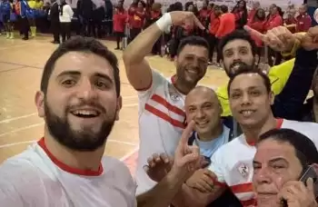 اخبار الزمالك - بالصور .كوماندوز يد الزمالك  يحتفل بكأس السوبر الافريقى بعد كسر يد الأهلي 