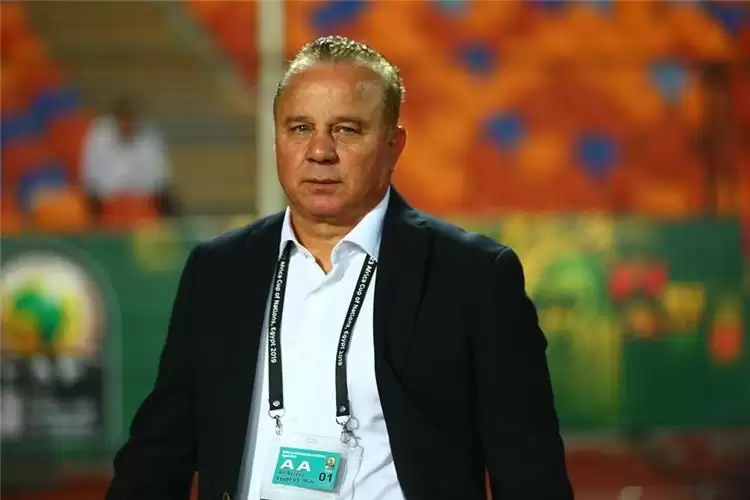 شوقي غريب يضم 4 لاعبين من الأهلي لمعسكر المنتخب الاولمبي وعودة نجم الزمالك 