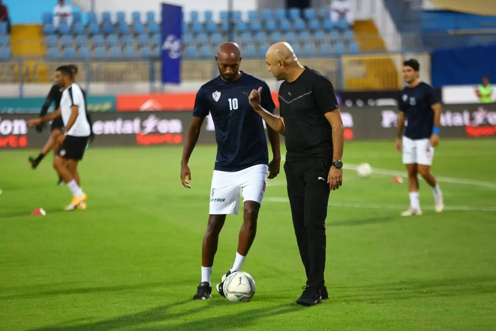 اخبار الزمالك - بعدسة اخبار الزمالك..وصلة هزار بين شيكابالا وصودا ...مؤمن سليمان يترك منتخب الناشئين للتدريب فى العراق 