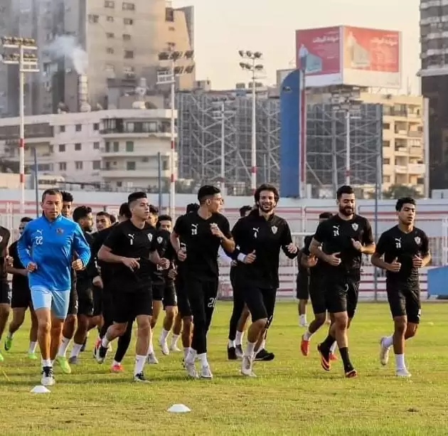 اخبار الزمالك - 6 مشاهد تخطف الأنظار في أول تدريب للزمالك بعد التتويج بالدوري ...غياب جنش 