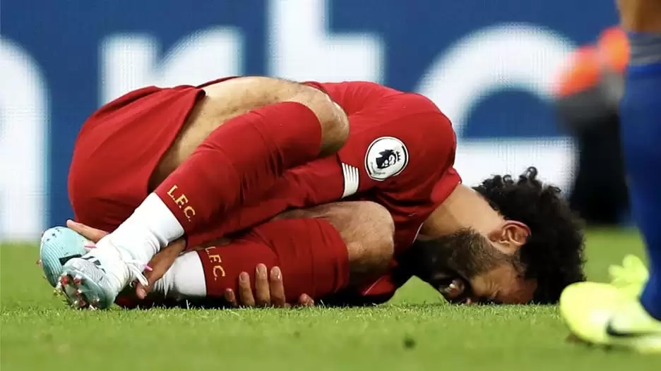 الإصابة تطارد محمد صلاح مجددا قبل مواجهة السنغال .. شوبير يكشف حقيقة رفض طلب 