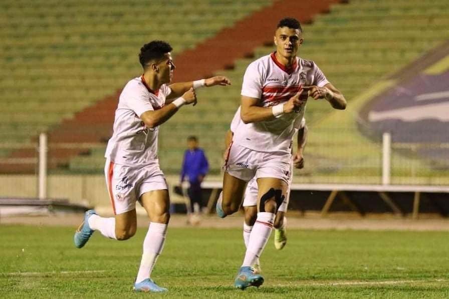 اخبار الزمالك فى الفضائيات ..تجديد عقد هذا الثنائي بأوامر فيريرا . ويحدد مليون دولار لضم خليفة أبوجبل ..الأهلي يعرض 4 مليون جنيه على طلائع الجيش لخطف هدف الزمالك ..ويجري خلف مصطفي فتحي و