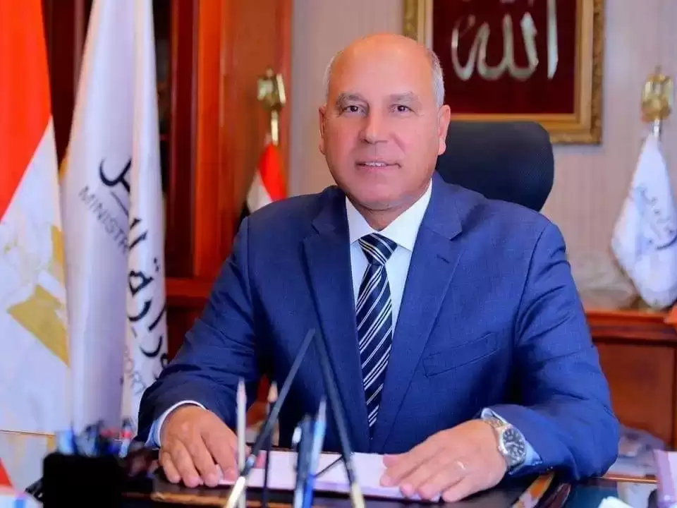 كامل وزير يقصف بقوة   "من ساعة ما الفار دخل مصر، وانتوا مخدتوش ولا بطولة ول