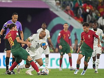 رونالدو يقود البرتغال للفوز علي غانا بعد مباراة مجنونة في لقاء الخمس أهداف 