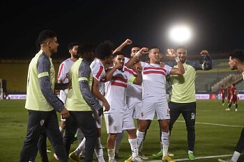 فيريرا يعلن قائمة الزمالك بمفاجأتين استعدادًا لبيراميدز .. بشرة خير من زمالك 2003 قبل قمة الغد .. فيتوريا يعقد جلسة مع أمير مرتضى 