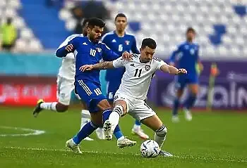 الكويت يخطف فوزًا قاتلًا من الإمارات بـ «خليجي 25»