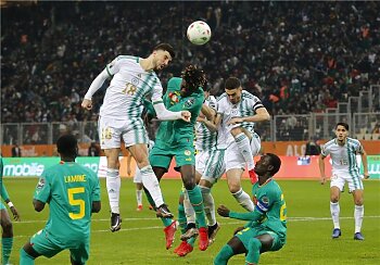 السنغال تهزم الجزائر فى نهائي كأس أفريقيا للمحليين والقندوسي يهدر ضربة الجزاء الحاسمة 