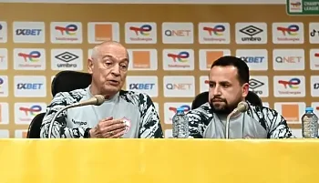 اخبار الزمالك - فيريرا: مفيش وقت للكلام عن مشاكل الزمالك وارفض الإنقسام  وهذه نقطة ضعف بلوزداد .. عبد الشافي: أطالب الجماهير بالدعم والمساندة .. الكوكي: نواجه فريق كبير وقوي ومجموعتنا الأصعب .. بلخيتر: مواجهة الزمالك صعبة