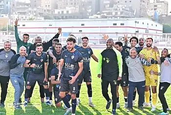 خمس مكاسب من ودية الزمالك وتألق خليفة بن شرقي .. زمالك 2009 يهزم فيتوريا