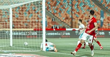 نكشف .. مهاجم الأهلي والزمالك يهددان صفقة الموسم فى الفريق الاحمر بالفشل