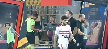 اخبار الزمالك - أول تعليق من مهاب ياسر بعد اتهامه برمى قميص الزمالك .. عضو الزمالك يطالب برحيل عبد الواحد السيد