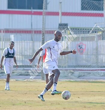 اخبار الزمالك - بالصور .  تدريب الزمالك اليوم قبل السفر إلى السعودية. مؤازرة من مجلس لبيب. ظهور الحاوى أيمن حفنى .تعليمات جوميز لهذا الثنائي 