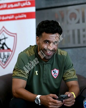 اخبار الزمالك - بالصور. ..بعثة الزمالك تصل مطار القاهرة استعدادًا لخوض مباراة السوبر الأفريقي..كاف يصدر قرار جديد بدور المجموعات بدورى الأبطال والكونفدرالية 