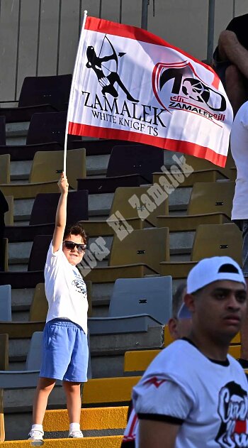 اخبار الزمالك - مشاهد من تأهل الزمالك لنهائي السوبر المصري. ترقيصة ناصر كوستا ....لقطة زيزو مع" النونة" وصدة عواد ورهان جوميز واعتذار أوباما ودموع مصطفى فتحى 